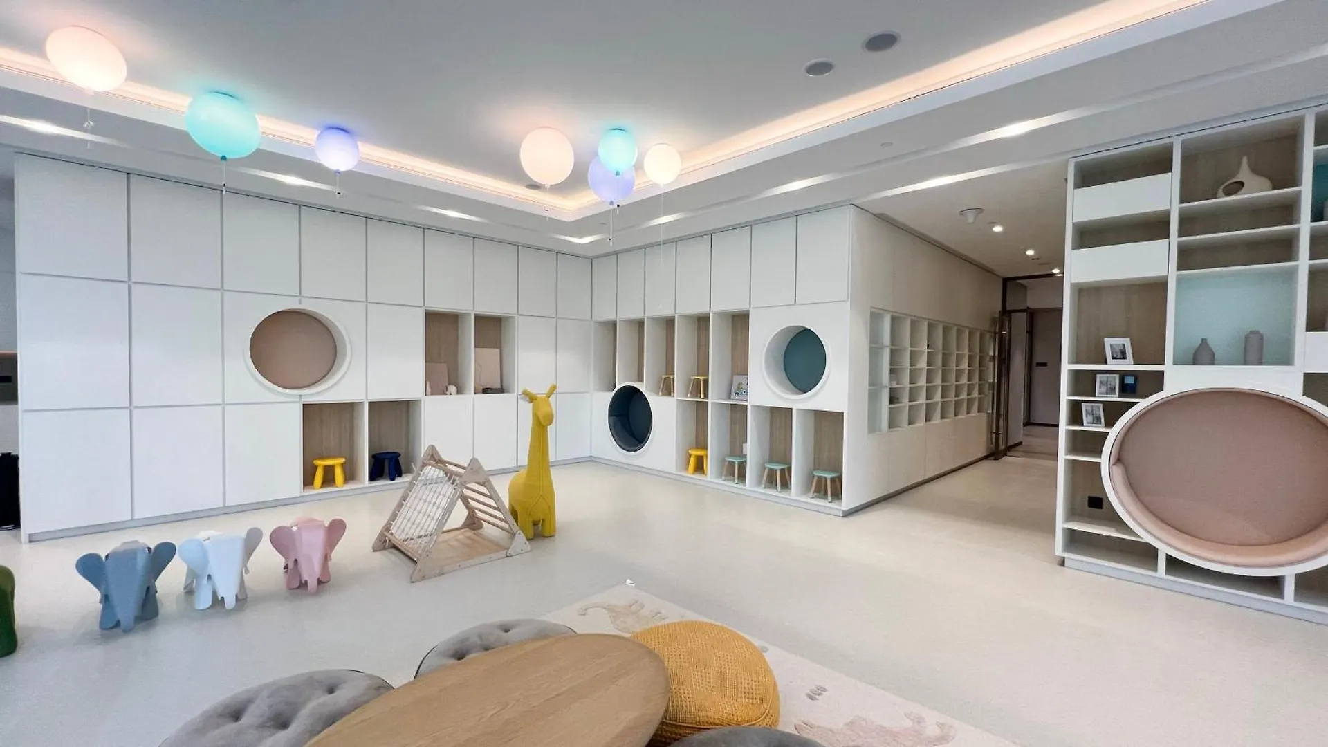 Grande Apartment 1 Bedroom With Amazing Pool, Gym And Location Дубай